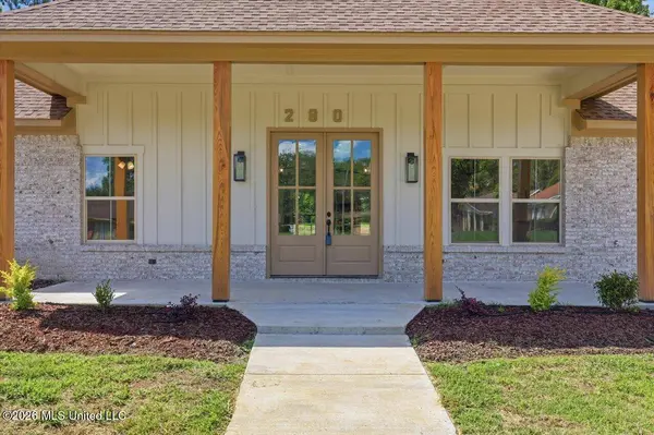280 Fairfield Drive, Jackson, MS 39206