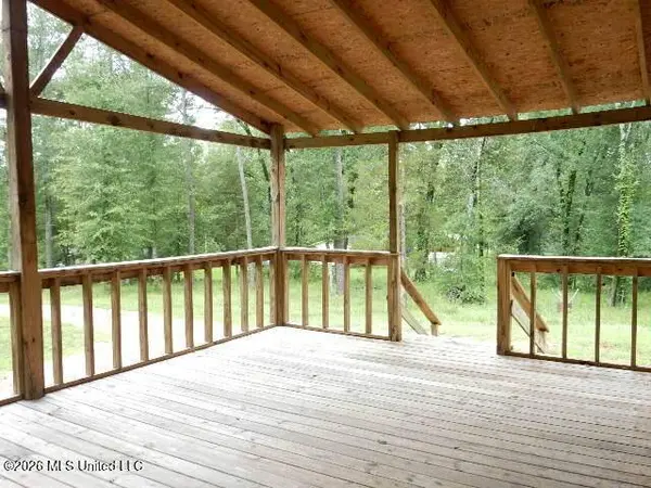 202 Moore Street, Morton, MS 39117