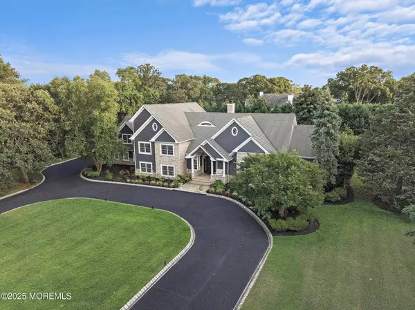 8 Black Point Horseshoe Street, Rumson, NJ 07760