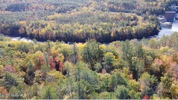 L32.10 N Shore Road, Hadley, NY 12835