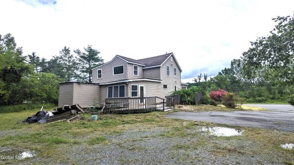 1598 Columbia Turnpike, Schodack, NY 12033