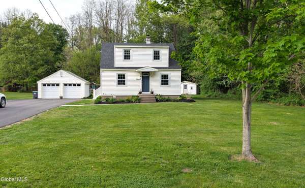 202 Hetcheltown Road, Glenville, NY 12302