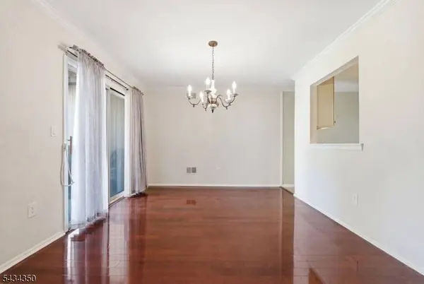 26 Hart Dr, West Orange Twp., NJ 07052
