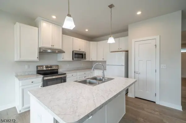 14 Mountain View Ln, Mansfield Twp., NJ 07865