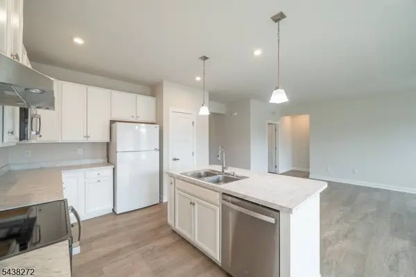 14 Mountain View Ln, Mansfield Twp., NJ 07865