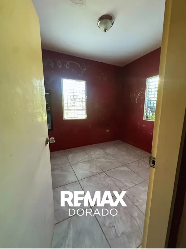 House RENTED - Western Pine #3995012, John Smith Rd. Mile 8 1/2,