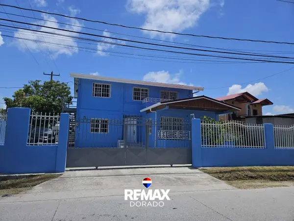 Move-In Ready, Modern 4-bedroom Home In The Heart Of Belize City, 