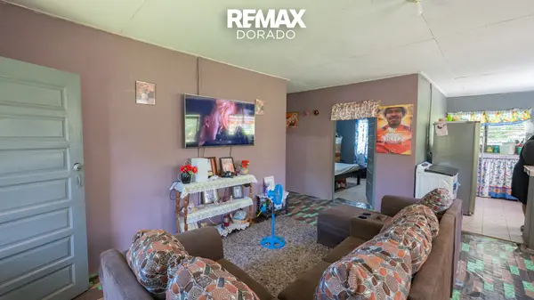 Cozy House in St Margaret Village - 2 Bed, 1 Bath,