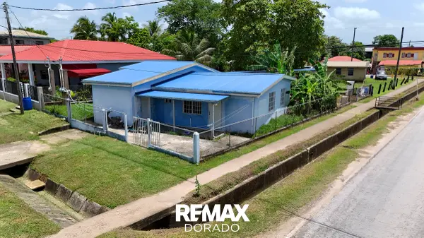 Belmopan Home with Built-In Rental & Business Income