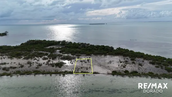 Lagoon Front Property with Caribbean Sea Access – North of Secret Beach, Ambergris Caye.,