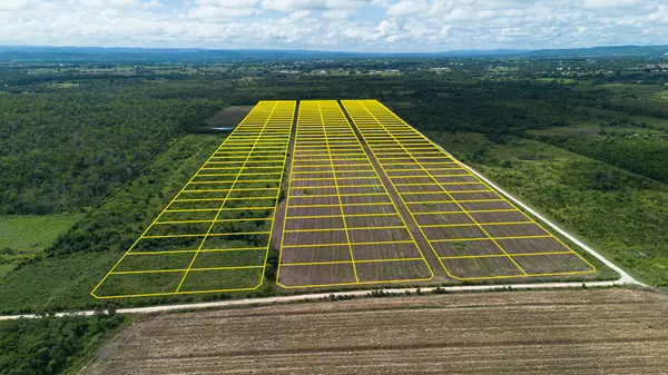 Altamira Subdivision,,Half acre lots with sellers financing near spanish lookout