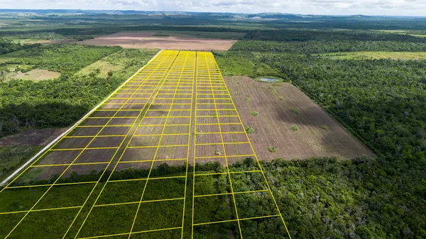 Altamira Subdivision,,Half acre lots with sellers financing near spanish lookout