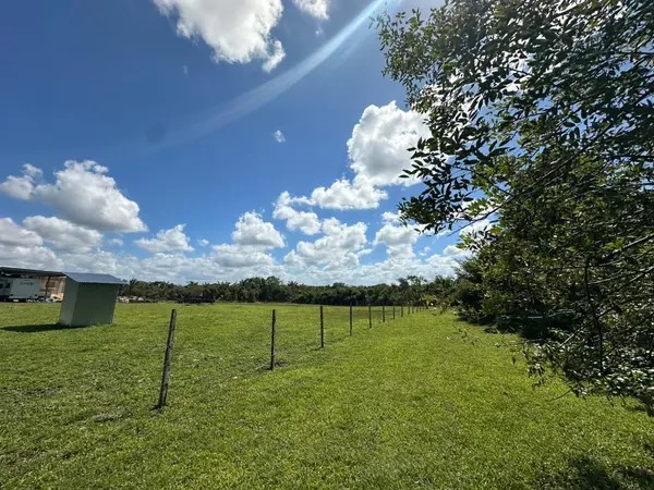 Prime 1.53-Acre Investment Opportunity – Minutes from Belmopan