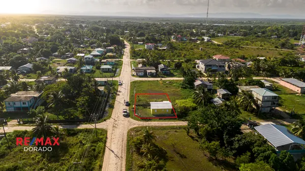 ((UNDER CONTRACT)) Affordable Home with Expansion Potential in the Growing Mango Creek Village, Malacate Area!,