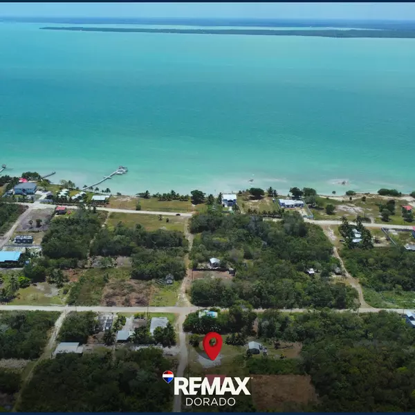 Property near sea, Corozal Town, Solana