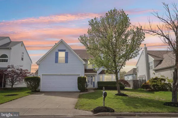 12 BARTON WAY, Mount Laurel, NJ 08054