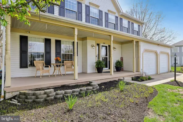 208 CHURCHILL DOWNS CT, Mount Laurel, NJ 08054