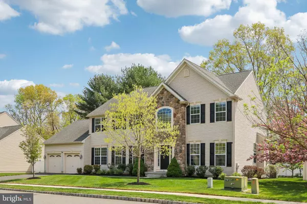 6 ARIANAS CT, Mount Laurel, NJ 08054