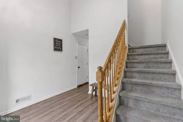 6 SAGE DR, Lumberton, NJ 08048