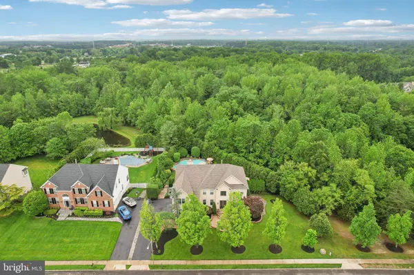 13 LENAPE CT, Mount Laurel, NJ 08054