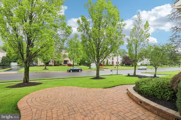 13 LENAPE CT, Mount Laurel, NJ 08054