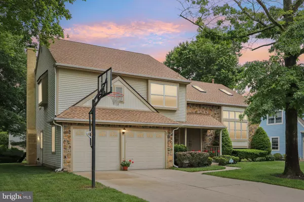 31 TEDDINGTON WAY, Mount Laurel, NJ 08054