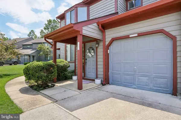 3906-B CHADBURY RD, Mount Laurel, NJ 08054