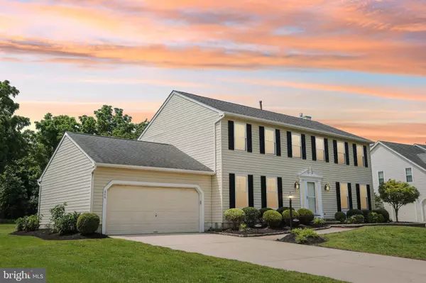 606 SARATOGA DRIVE, Mount Laurel, NJ 08054