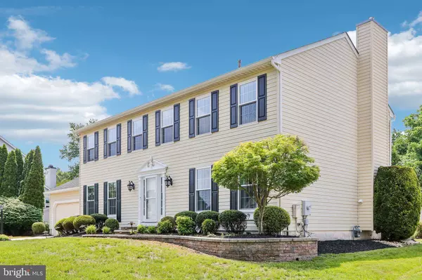 606 SARATOGA DRIVE, Mount Laurel, NJ 08054