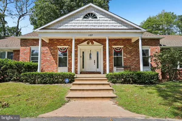 107 PHILLIPS RD, Mount Laurel, NJ 08054