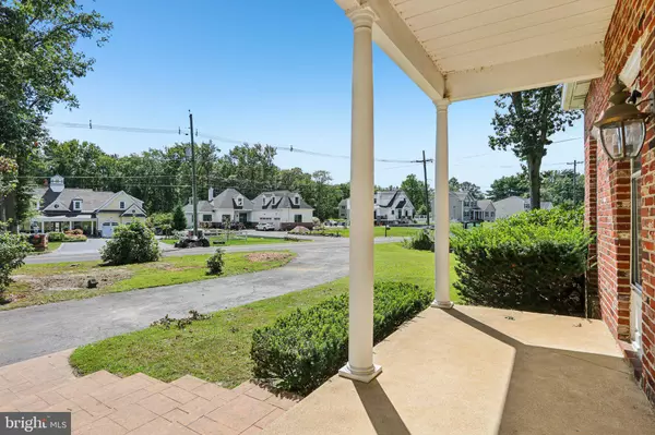 107 PHILLIPS RD, Mount Laurel, NJ 08054