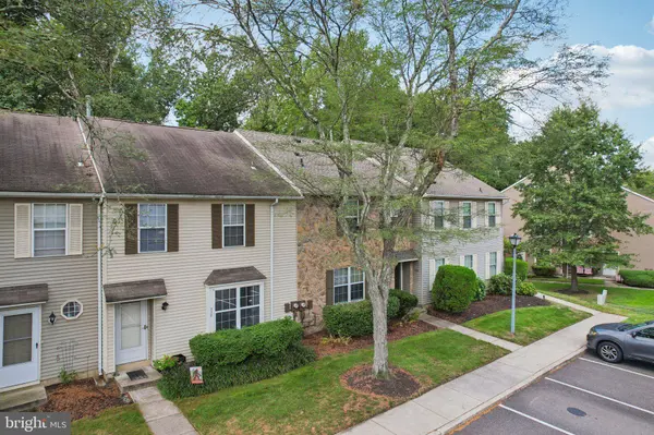 329 GWYNEDD CT, Mount Laurel, NJ 08054