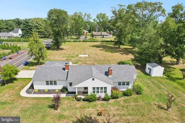 601 S CHURCH ST, Mount Laurel, NJ 08054