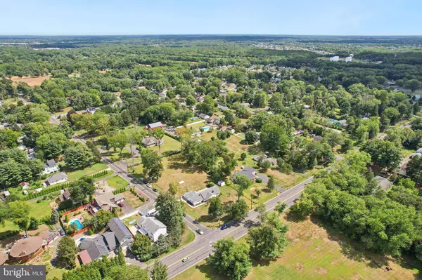 601 S CHURCH ST, Mount Laurel, NJ 08054