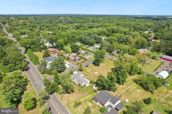 601 S CHURCH ST, Mount Laurel, NJ 08054