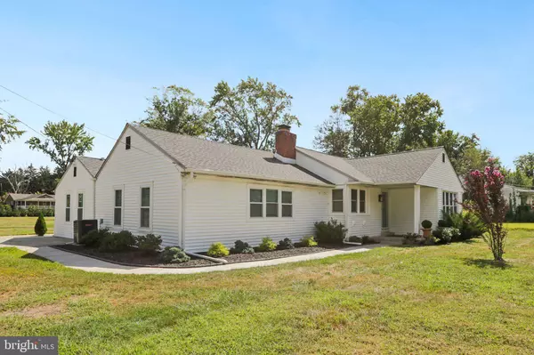 601 S CHURCH ST, Mount Laurel, NJ 08054