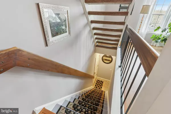 4108-B WATERPERRY CT, Mount Laurel, NJ 08054