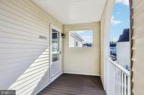 1604-B STEEPLEBUSH TER, Mount Laurel, NJ 08054