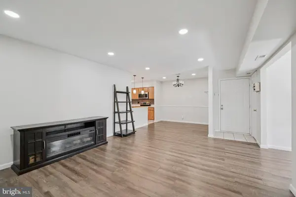 104-B SUMAC CT, Mount Laurel, NJ 08054