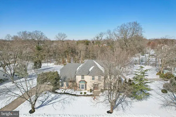 14 DAYLILY DR, Mount Laurel, NJ 08054