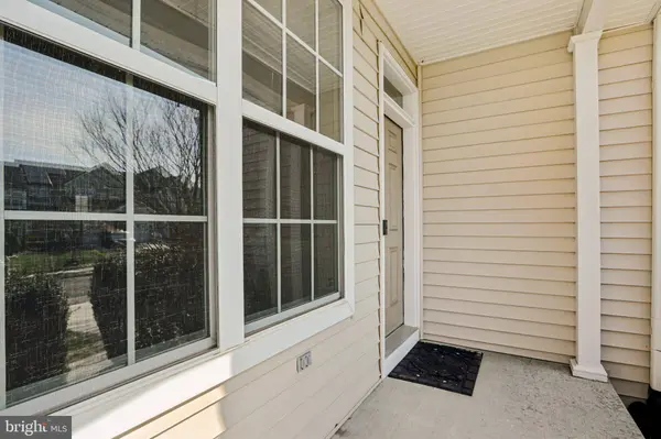 24 COMPASS CIR, Mount Laurel, NJ 08054