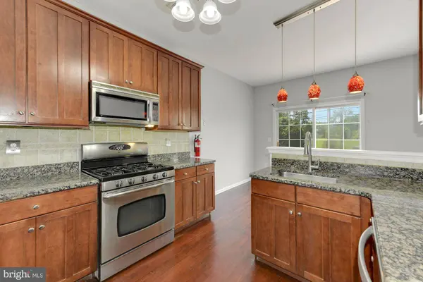 345 HUNTINGTON DR, Delran, NJ 08075
