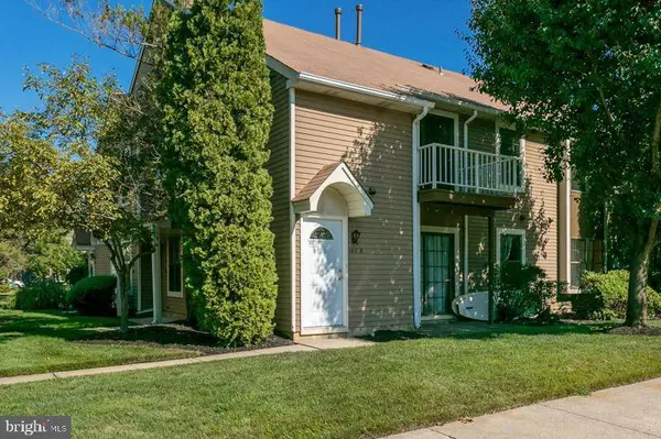 140B BRADFORD CT, Mount Laurel, NJ 08054