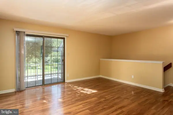 140B BRADFORD CT, Mount Laurel, NJ 08054