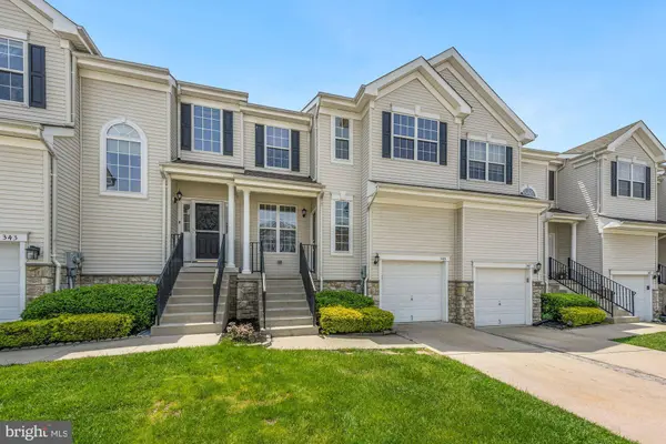 345 HUNTINGTON DR, Delran, NJ 08075