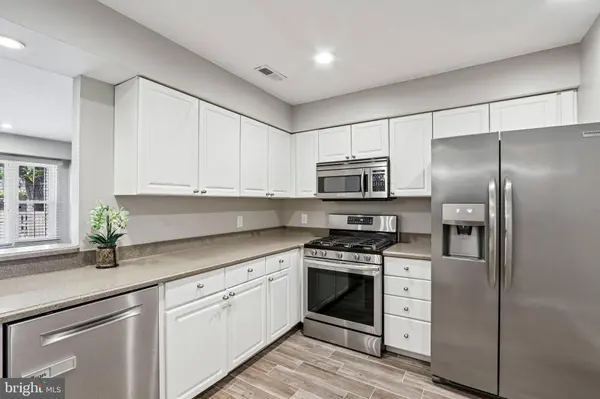 803 WHARTON RD, Mount Laurel, NJ 08054