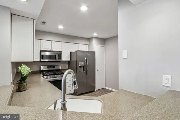 803 WHARTON RD, Mount Laurel, NJ 08054