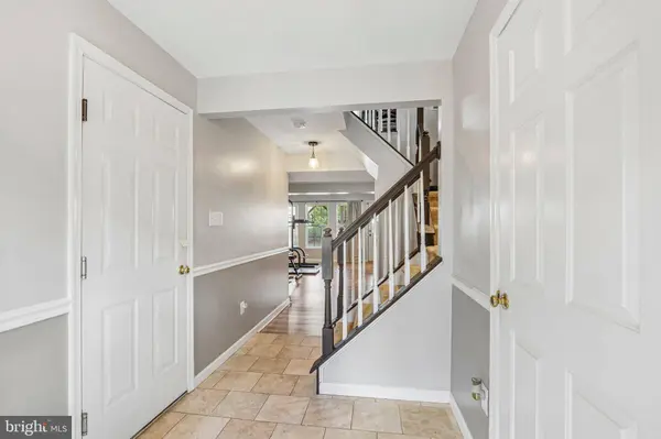 24 CLEMENS LN, Blackwood, NJ 08012