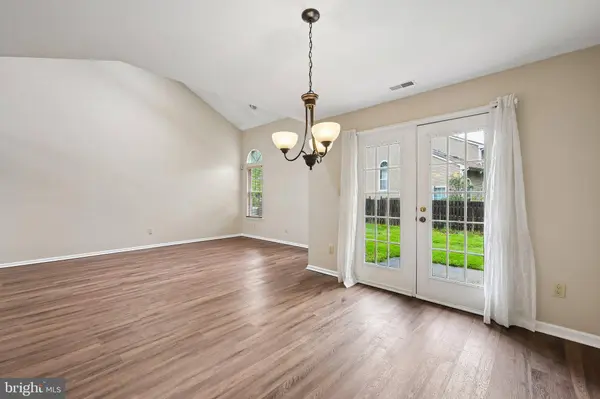9 MINIVER CT, Mount Laurel, NJ 08054