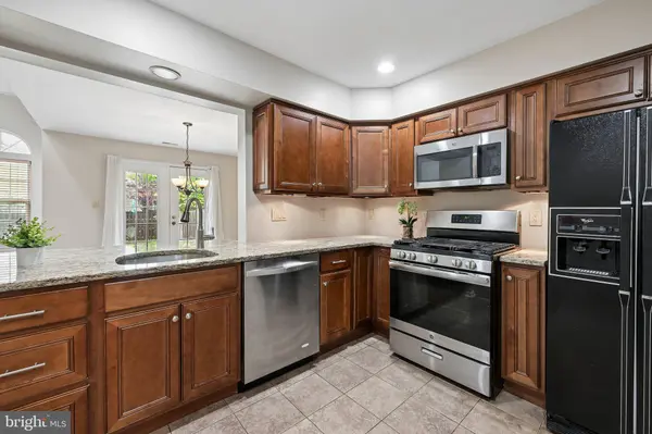 9 MINIVER CT, Mount Laurel, NJ 08054